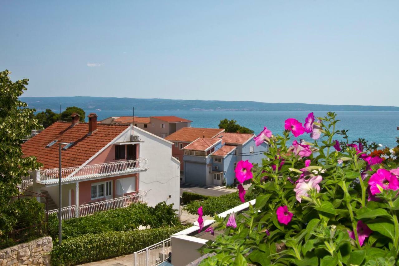 Apartment Topic Near The Beach Podstrana Esterno foto