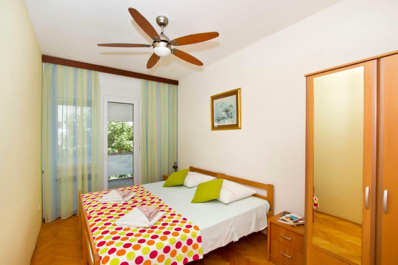 Apartment Topic Near The Beach Podstrana Esterno foto